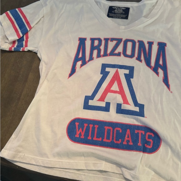 Signorelli White and Red Short Sleeve Tee - Picture 2 of 4